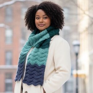 💙 Handmade Crocheted Wave Scarf – Blues & Greens 💚❄️